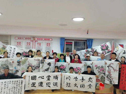 秦州区十方堂社区开展庆祝中国共产党成立100周年书画交流活动